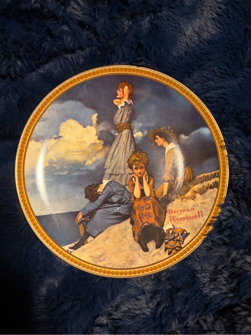 Knowles Decorative Collector Plate with Script Backstamp - w/COA